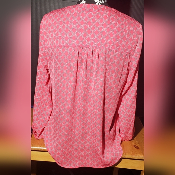 Candie's Pink/White Long Sleeve Blouse. Roll Tab Sleeves. Size L. - Picture 3 of 7